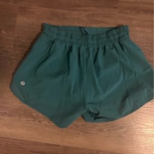 Lululemon Shorts lined size 4